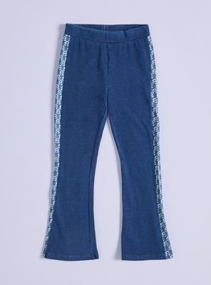 Imagen 2 del producto Calza Flare Look Denim con Estampados Laterales