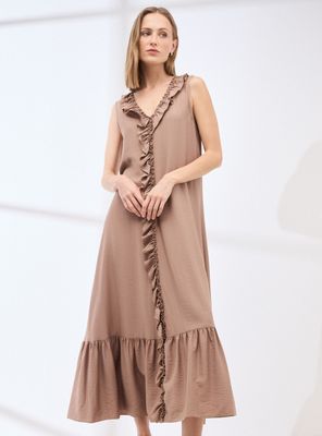 Vestido con Vuelo Delantero y Tela Texturizada