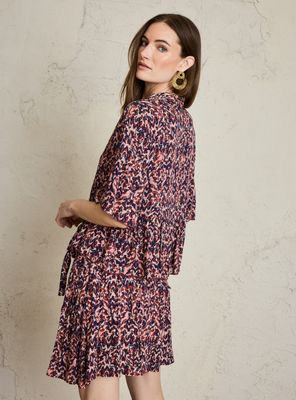 Imagen 2 del producto Blusa Estampada con Corte en Cintura Y Botones