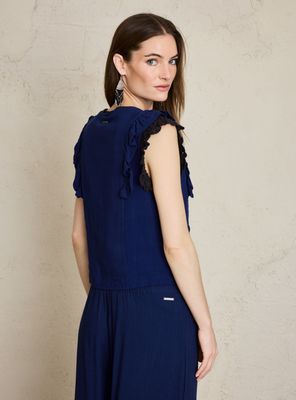 Imagen 2 del producto Chaqueta Tipo Vest Bordado