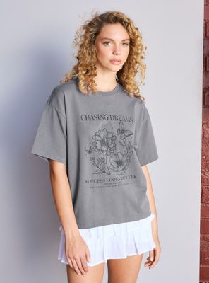 Polera Oversize con Print Focalizado