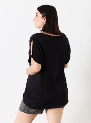 Imagen 2 del producto Polera Gráfica Metalizada y Manga Cut-Out con Nudo