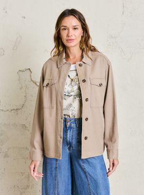 Chaqueta Tajalí en Costado con Curva en Terminacíon