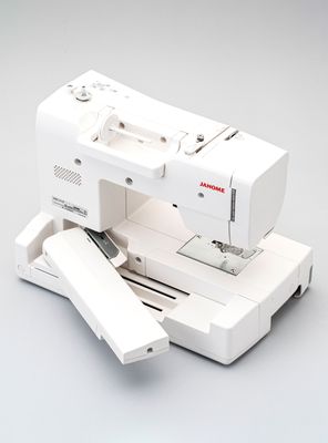 Imagen 2 del producto Máquina Bordadora MC100E