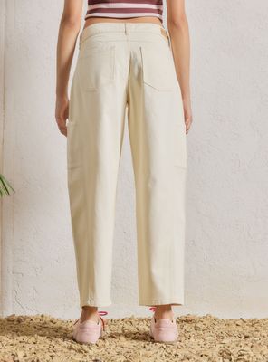 Imagen 2 del producto Jeans Balloon Cortes y Bolsillos Costados