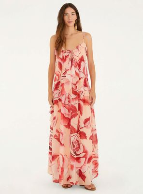 Vestido Largo Detalle de Vuelos Diseño Floral