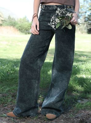 Imagen 1 del producto Pantalón Estrellas Cinturón Black