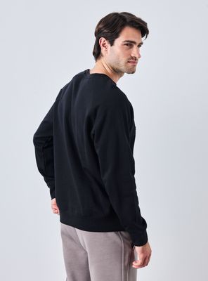 Imagen 2 del producto Polerón Cuello Redondo Diseño Sobre Relieve