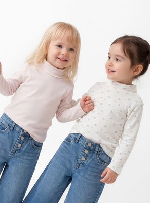 Imagen 2 del producto Polera Cuello Alto Liso y Estampado