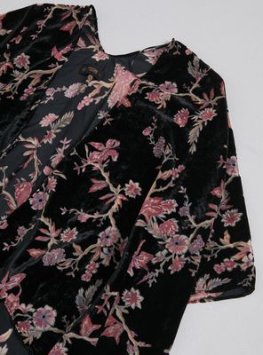 Imagen 2 del producto Kimono Tipo Terciopelo