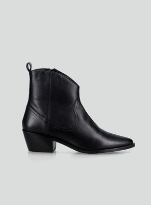 Imagen 2 del producto Botín con Escote Frontal Cuero Mujer