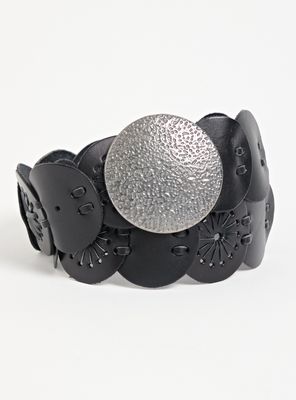 Cinturón con Hebilla Circular Metálica Cuero