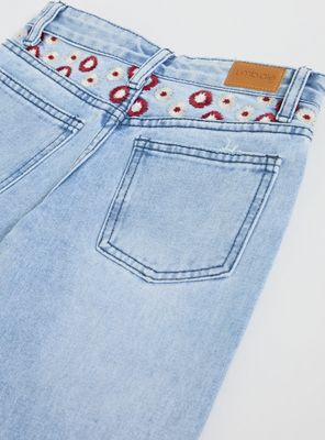 Imagen 2 del producto Jeans Wide Leg Bordado Floral Bolsillos y Pretina Trasera