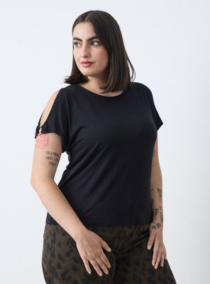 Polera con Manga Cut-Out y Anillo Metálico
