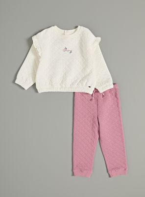 Imagen 2 del producto Buzo Tipo Quilt Bordado en el Centro