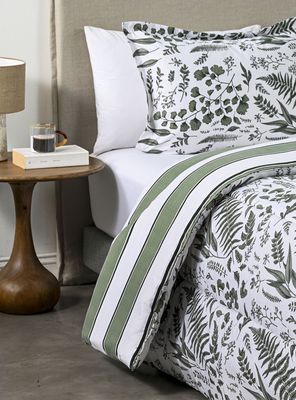 Imagen 2 del producto Plumón 1.5 Plazas Greenery