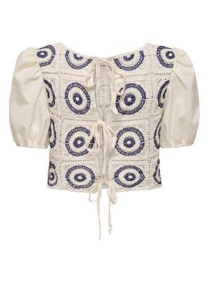 Imagen 2 del producto Blusa Crop Estampada Regular