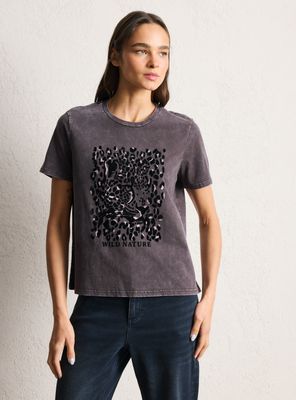 Polera con Proceso de Teñidoo y Estampado Flock