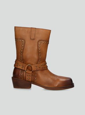Imagen 2 del producto Bota Biker de Cuero con Detalle Tachas Mujer