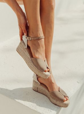 Sandalia Mujer Cuña Adara Alto