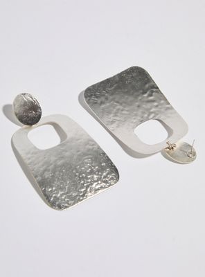 Imagen 2 del producto Aros Colgantes Geométricos con Textura Martillada