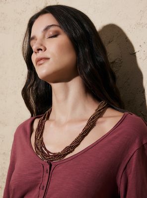 Imagen 1 del producto Collar Textil con Cuentas Doradas