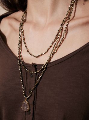 Imagen 2 del producto Collar Multilayer de Mostacillas con Colgante de Piedra