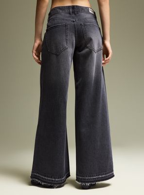 Imagen 2 del producto Jeans Súper Wide Leg Tiro Bajo