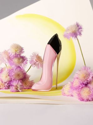 Imagen 2 del producto Set Perfume Good Girl Blush EDP 80 ml + Her 1070 Rose Jasmine 5 ml + EDP 10 ml