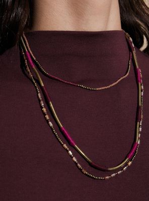 Imagen 2 del producto Collar Multilayer con Dijes y Detalles Dorados