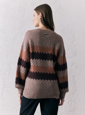 Imagen 2 del producto Sweater Listado con Texture en Relieve