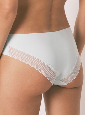 Imagen 2 del producto Calzón Clásico Liso Delantero Microfibra Encaje