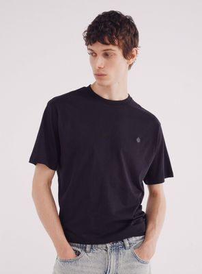 Polera Básica Cuello Redondo Bordado