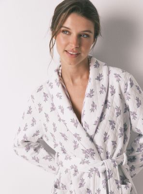 Imagen 2 del producto Bata Midi Acolchada Flores