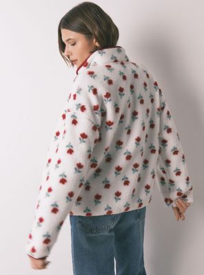 Imagen 2 del producto Bata Corta Tejido Borreguito Blanco Flores