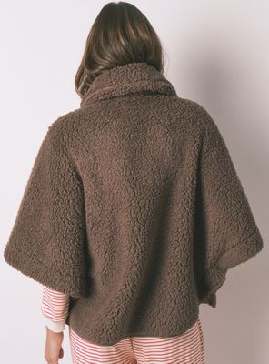 Imagen 2 del producto Bata Corta Poncho Snoopy Borreguito