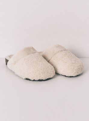 Imagen 2 del producto Pantufla Tipo Zueco Borreguito