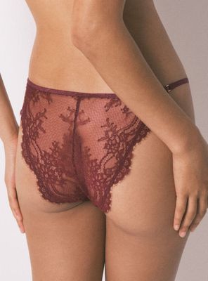 Imagen 2 del producto Calzón Clásico Tira Encaje Vino