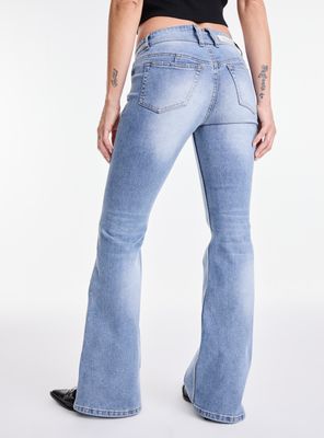 Imagen 2 del producto Jeans Push Up un Botón Bolsillo con Detalle de Confección