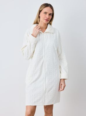 Imagen 1 del producto Bata Coral Fleece Emboss con Cierre Detantero