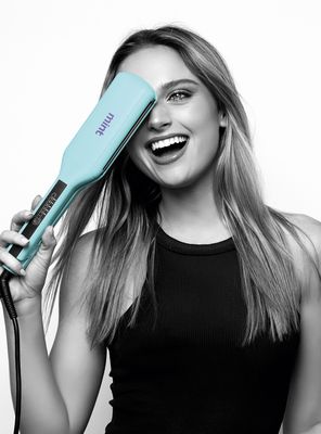 Imagen 2 del producto Alisador de Pelo Ultra Wide MHR-023 Celeste