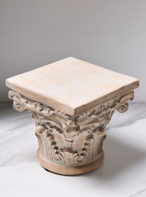 Imagen 2 del producto Pedestal Tallado Normandia 25 cm