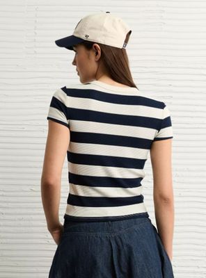 Imagen 2 del producto Polera Ae Soft & Sexy  Manga Corta con Escote V