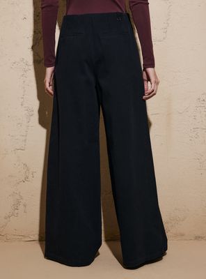 Imagen 2 del producto Pantalón Cortes Laterales