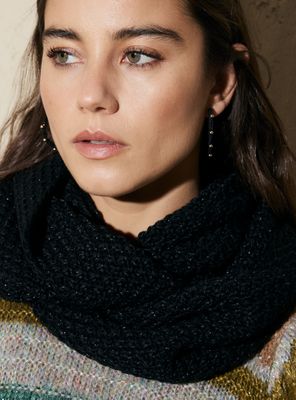 Imagen 2 del producto Bufanda Cuello Tejido con Brillo