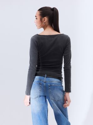 Imagen 2 del producto Polera Frunces Laterales