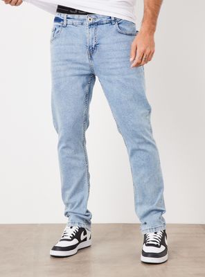 Jeans Básico Tono Claro Slim Fit