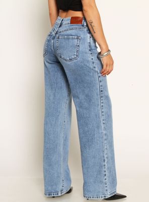 Imagen 2 del producto Jeans Recto Tiro Alto Pretina Jr301