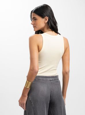 Imagen 2 del producto Polera Maru V Amarillo