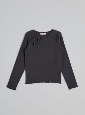 Imagen 2 del producto Polera Tela Acanalada con Detalles Aplicación Cintas